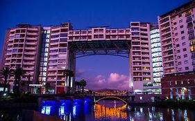 Knightsbridge Superior Apartments